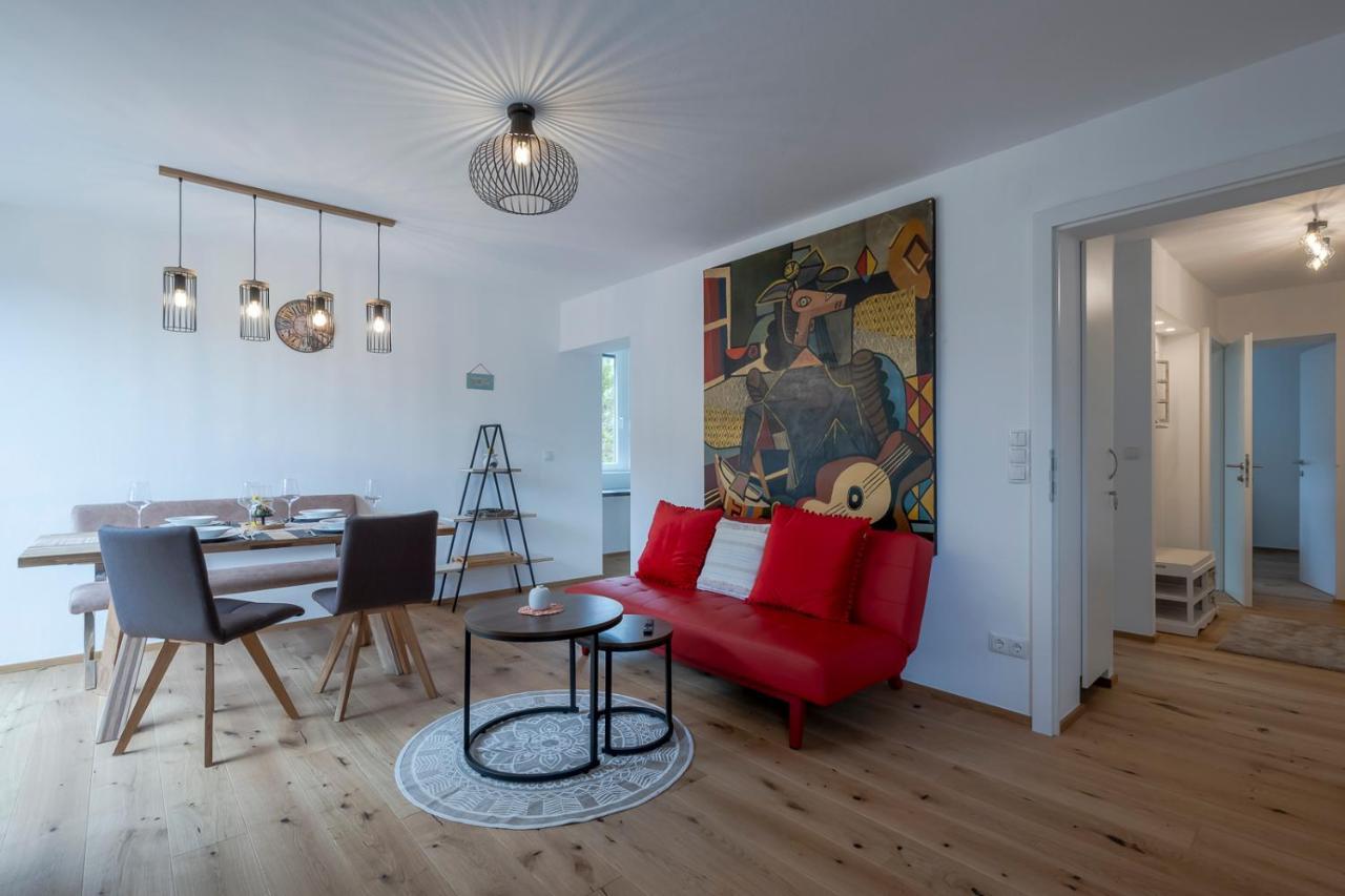 Tamliving 2br Center 3 Bridges Great View Kitchen Apartment Laibach