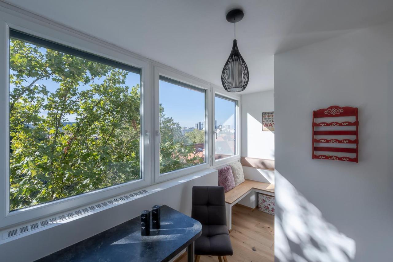 Apartment Tamliving 2br Center 3 Bridges Great View Kitchen