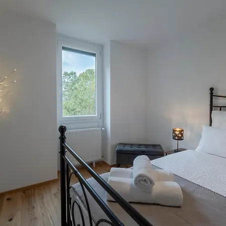 Tamliving Ljubljana 2Br Center 3 Bridges Great View Kitchen Apartment Exterior photo